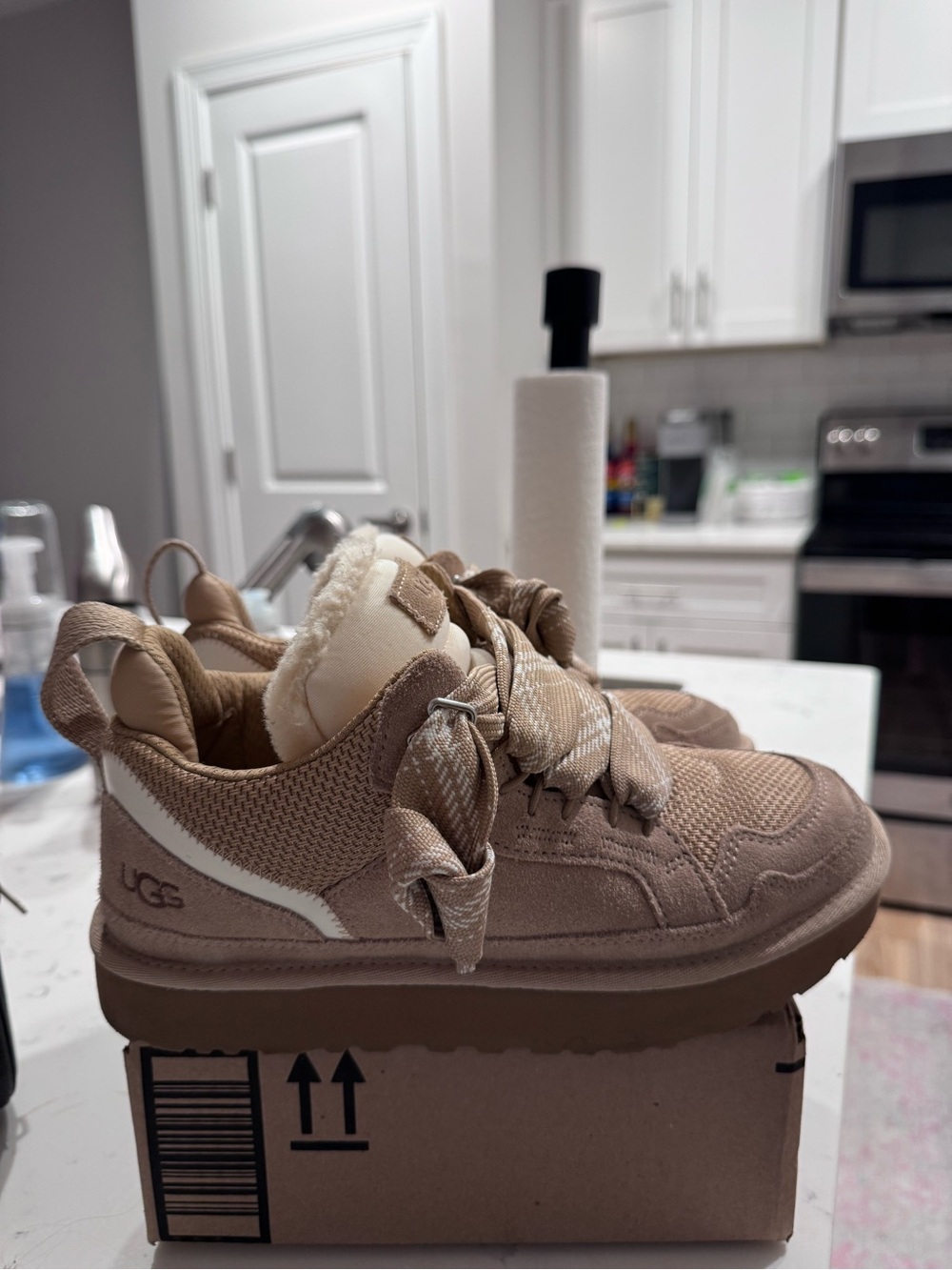UGG lowmel Beige/Tan Cozy Platform Sneakers